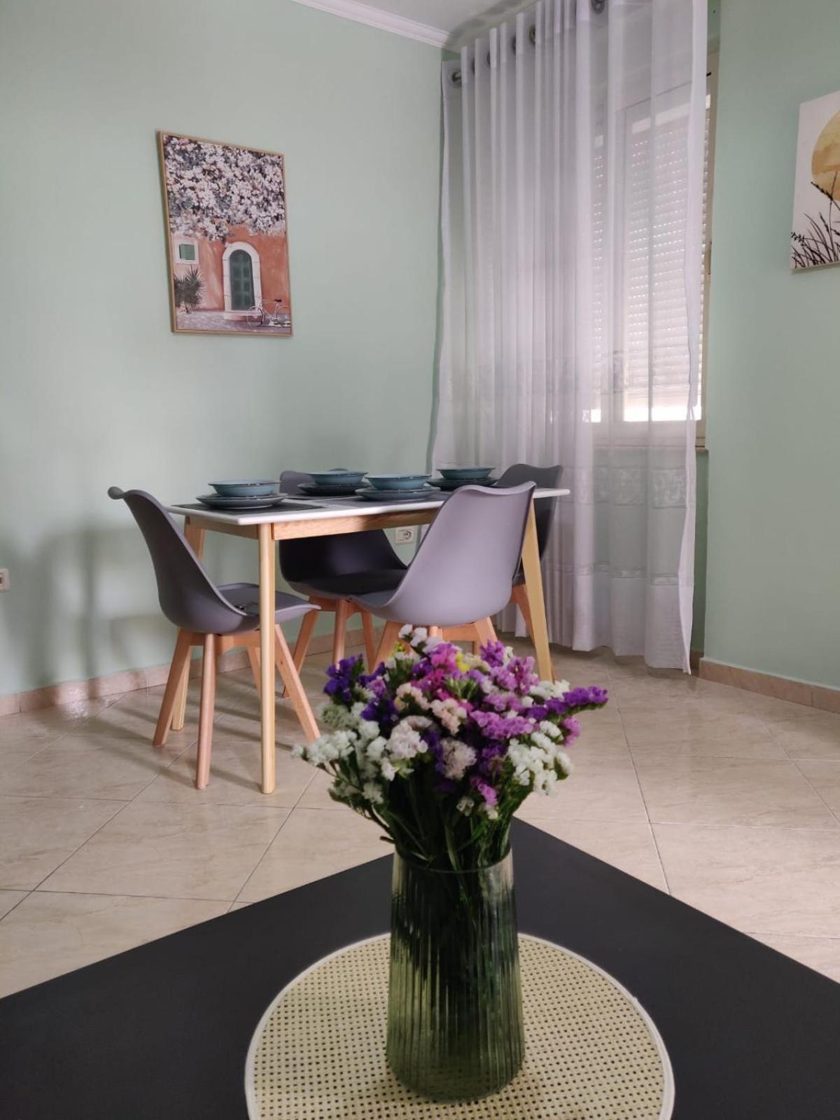 Bevis Apartment Tirana Bagian luar foto